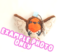 Load image into Gallery viewer, PES Keychain Embroidery File - Bird
